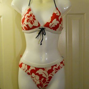 Tommy H. Full coverage bikini red white tropical